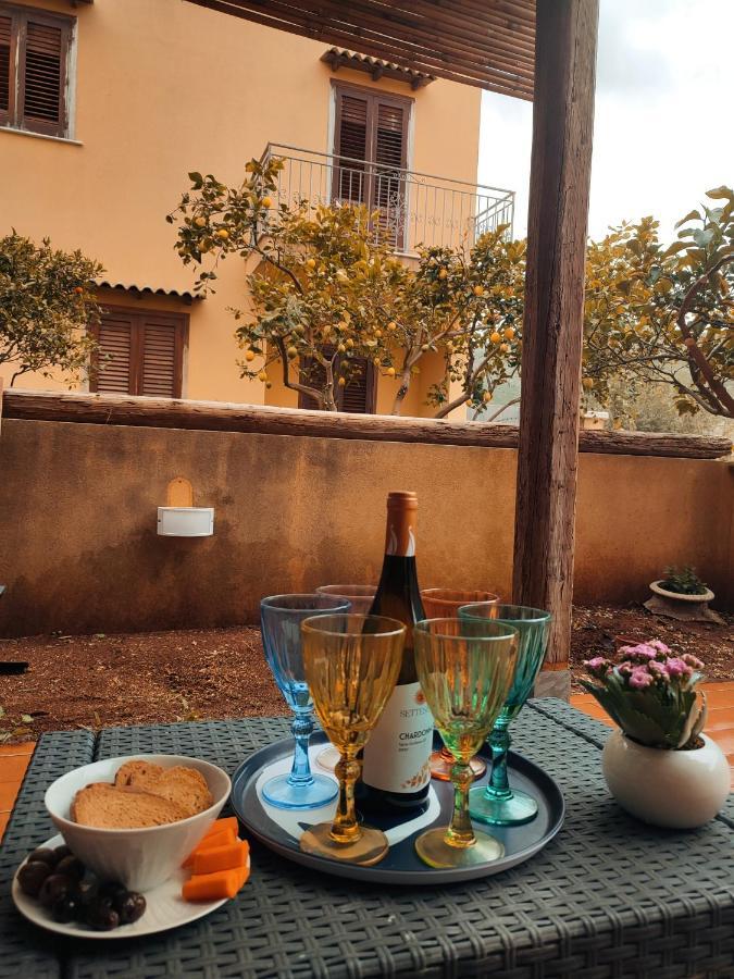Villa La Casa Dei Pesci Dipinti Castelluzzo Esterno foto